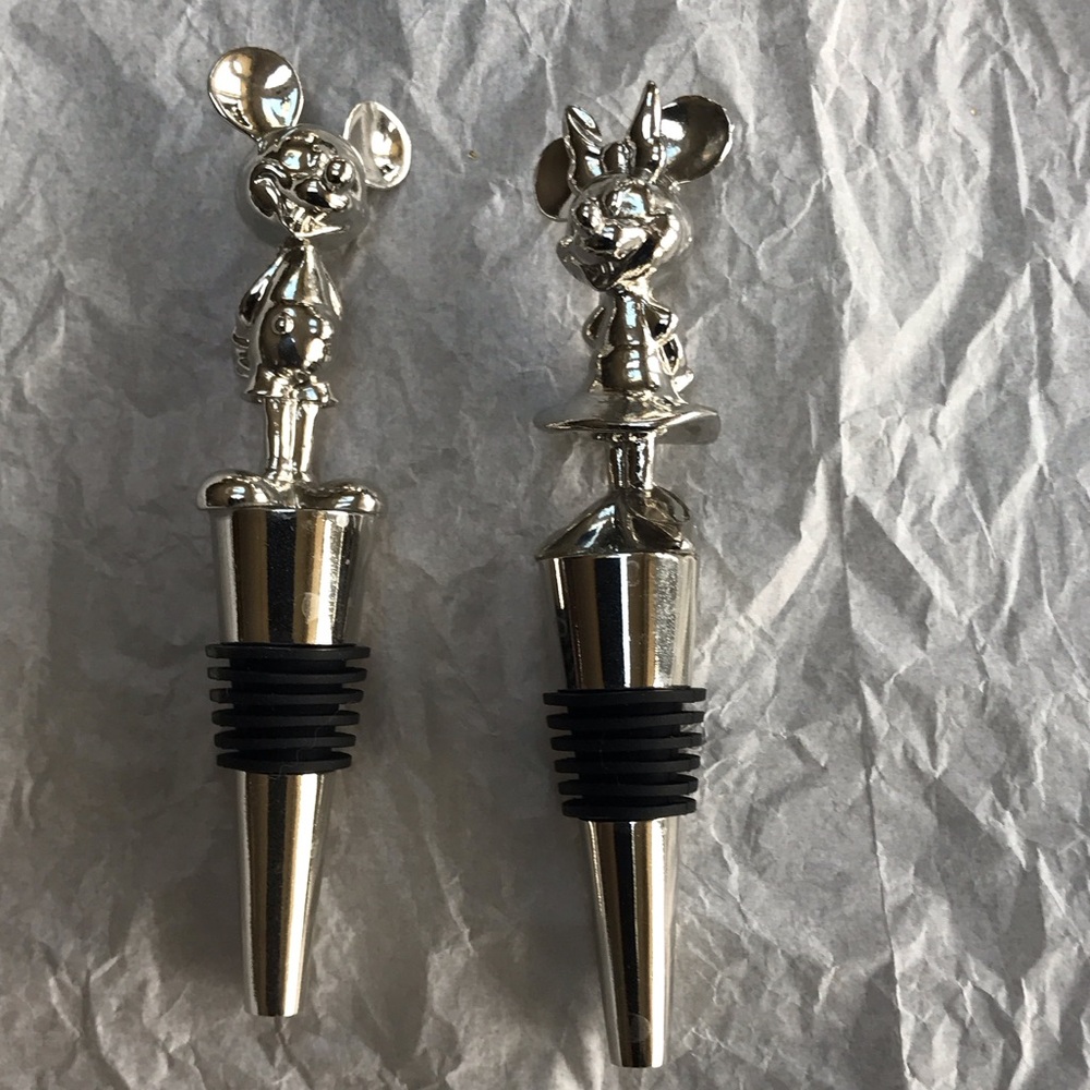 Silver Mickey and Minnie mouse Wine Stoppers